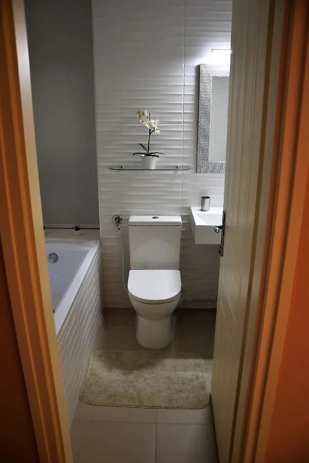 Holiday Home & Apartment Eger