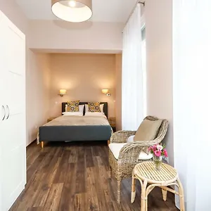 Apartament D8 Design &, Eger